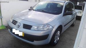 Renault Mégane 1.5 DCI Van Janeiro/04 - à venda -