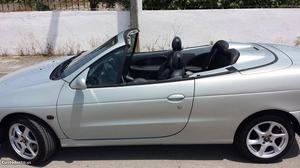 Renault Mégane cabrio v Maio/01 - à venda -