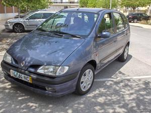 Renault Scénic 1.4,com aç Março/99 - à venda - Ligeiros