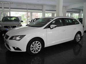 Seat Leon St 1.6 TDi Style DSG Março/16 - à venda -