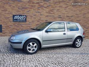 VW Golf 1.6 Special Março/02 - à venda - Ligeiros