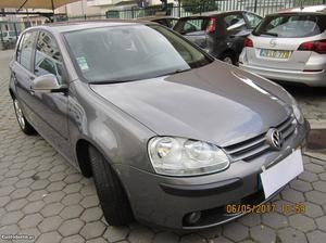 VW Golf NAC1.9tdiCredito Maio/05 - à venda - Ligeiros