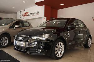 Audi A1 1.6TDI km Nac. Julho/13 - à venda - Ligeiros