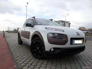 Citroën C4 Cactus 1.2 vti Shine Março/15 - à venda -