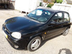 Opel Corsa 5 lg 1.5 td soprt Abril/95 - à venda - Ligeiros