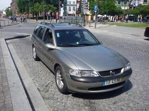 Opel Vectra 1.6 sport caravan Março/99 - à venda -