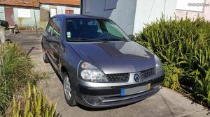 Renault Clio 1.2 vistoria  Maio/02 - à venda -