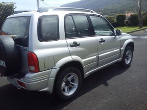 Suzuki Grand Vitara 4x4 Fevereiro/00 - à venda - Pick-up/