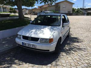 VW Polo 1.0 tudo em dia Setembro/95 - à venda - Ligeiros