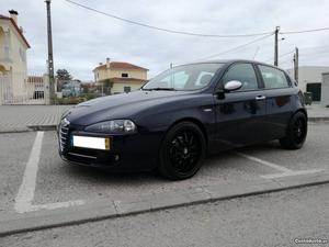 Alfa Romeo  JTD 150cv Março/07 - à venda - Ligeiros