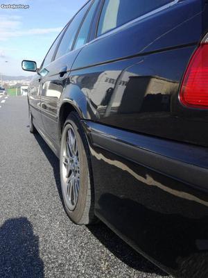 BMW 530 E39 Touring Janeiro/00 - à venda - Ligeiros