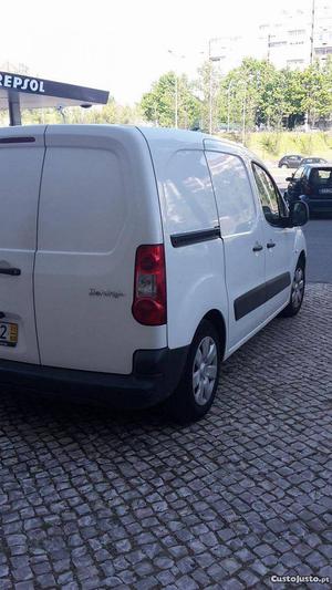 Citroën Berlingo 1.6 hdi nova Março/11 - à venda -