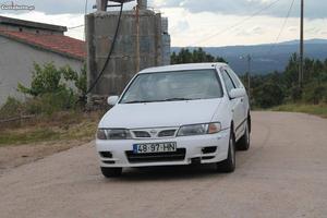 Nissan Almera Van 2.0 D Novembro/96 - à venda - Ligeiros