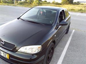 Opel Astra 1.7 Dti Março/02 - à venda - Ligeiros