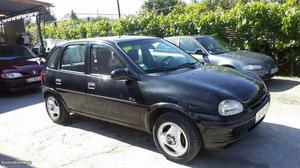 Opel Corsa 1.2 gls Setembro/93 - à venda - Ligeiros