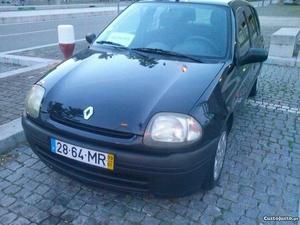 Renault Clio 1.2 Janeiro/99 - à venda - Ligeiros