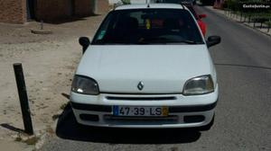 Renault Clio 1.9 D Agosto/98 - à venda - Ligeiros