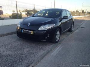 Renault Mégane dci Julho/11 - à venda - Ligeiros