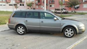 VW Passat 1.9 Tdi 130cv Fevereiro/02 - à venda - Ligeiros