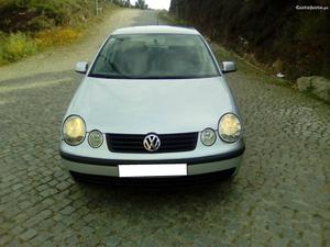 VW Polo 1.2 Confortline Maio/02 - à venda - Ligeiros