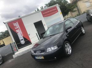 Audi A3 tdi 130cv sport Fevereiro/02 - à venda - Ligeiros