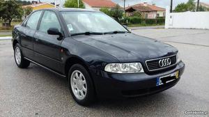 Audi A4 1.9 tdi impecavel Junho/95 - à venda - Ligeiros