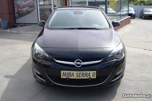 Opel Astra 1.6Cdti 136Cv 5P Maio/15 - à venda - Ligeiros