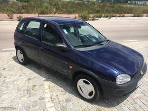 Opel Corsa 1.5 td Outubro/97 - à venda - Ligeiros