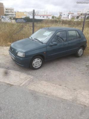 Renault Clio 1.2 gasolina Abril/94 - à venda - Ligeiros