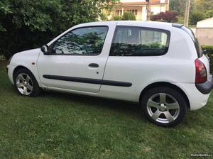 Renault Clio 1.5 DCI Janeiro/03 - à venda - Ligeiros