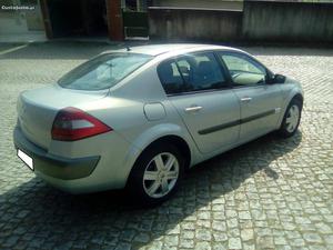 Renault Mégane 1.5 DCI NACIONAL Junho/04 - à venda -