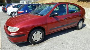 Renault Mégane R Dezembro/97 - à venda - Ligeiros