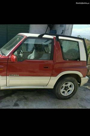 Suzuki Vitara cabrio Outubro/98 - à venda - Pick-up/