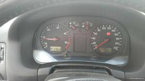 VW Bora  tdi Março/99 - à venda - Ligeiros