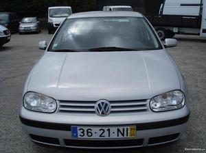 VW Golf  trende Maio/99 - à venda - Ligeiros