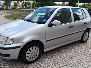 VW Polo 1.0 cili Novembro/01 - à venda - Ligeiros