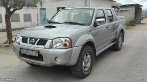 Nissan Navara 2.5 Di OFF ROAD Janeiro/05 - à venda -