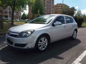 Opel Astra 1.3CDTI 6velocidades Julho/05 - à venda -