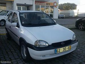 Opel Corsa van 1.7 Maio/97 - à venda - Comerciais / Van,