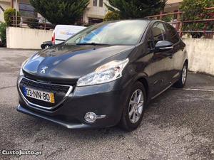 Peugeot 208 Active 1.2VTI C/Novo Fevereiro/13 - à venda -