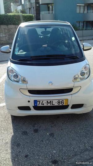 Smart ForTwo Coupe MHD Novembro/11 - à venda -