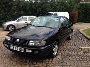 VW Passat citadino Julho/94 - à venda - Ligeiros