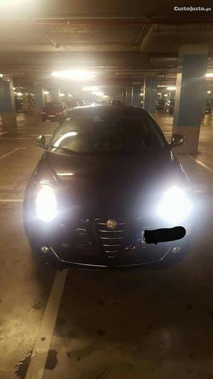 Alfa Romeo Mito Outubro/10 - à venda - Ligeiros