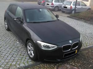 BMW 116 Efficient dynamics Abril/13 - à venda - Ligeiros