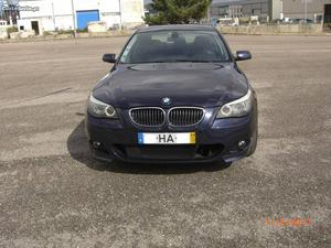 BMW 520 D - Sedan Dezembro/08 - à venda - Ligeiros