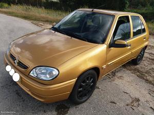 Citroën Saxo 1.1 saxo Julho/01 - à venda - Ligeiros