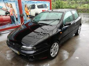 Fiat Bravo 1.9 TD Dezembro/98 - à venda - Comerciais / Van,