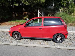 Fiat Punto 1.7 tds van Agosto/94 - à venda - Ligeiros