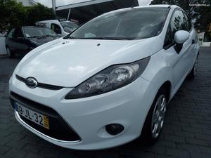 Ford Fiesta VAN 1.4 TDCI Julho/10 - à venda - Ligeiros