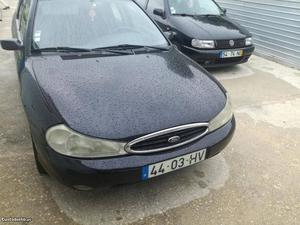 Ford Mondeo 1.8 TDI Novembro/97 - à venda - Ligeiros